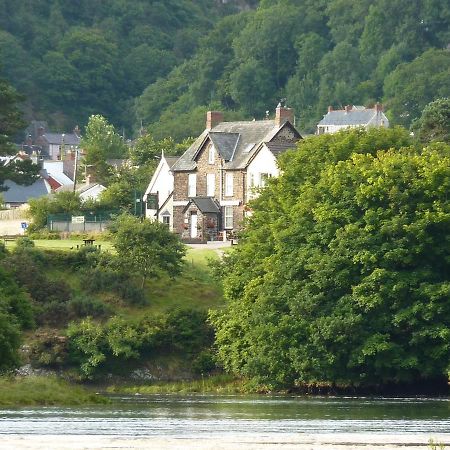 Hotel Teifi Netpool Pembroke Exteriér fotografie